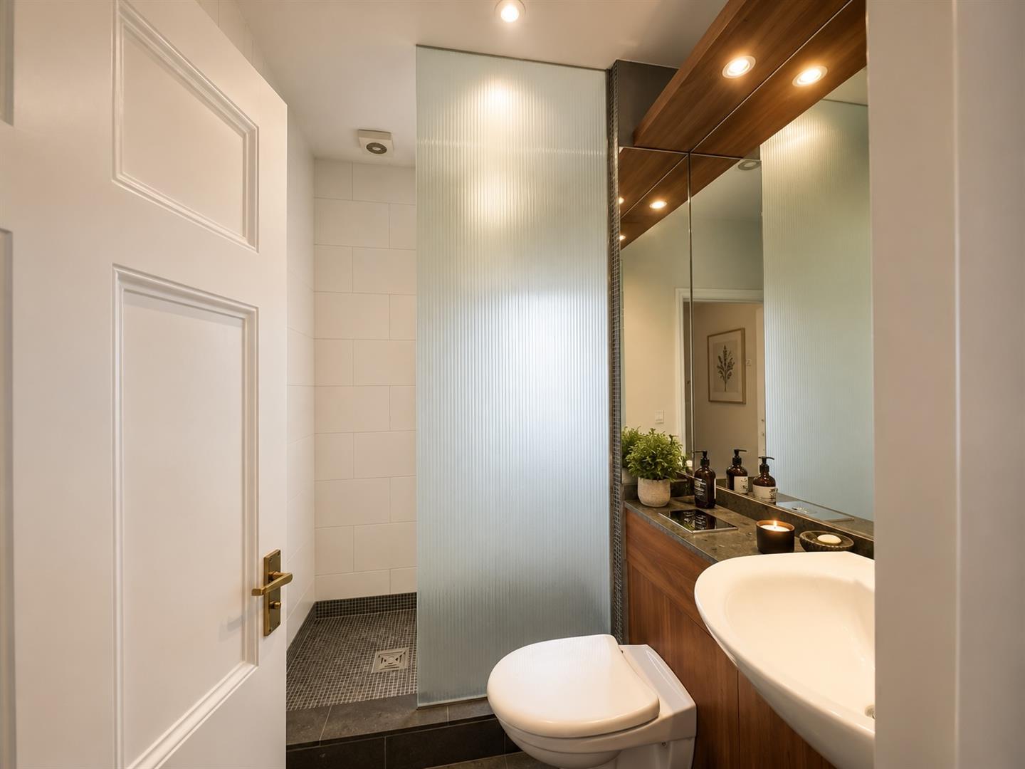 Property Image 0e060f83-3073-41f2-92ab-4474f631b599