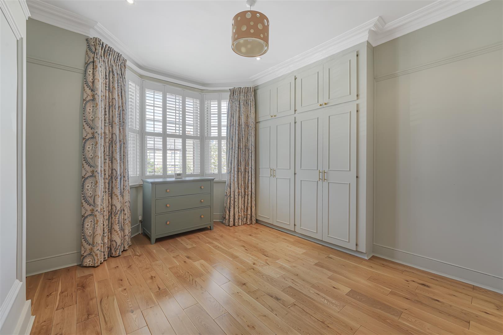 Property Image 0e0a78c1-a37b-4876-b186-f3967af685a6
