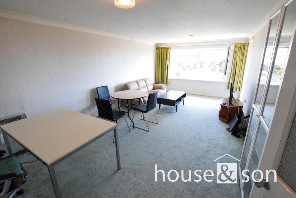 Property Image 0e1a3fa7-e358-40c3-8b1e-df86125b4234