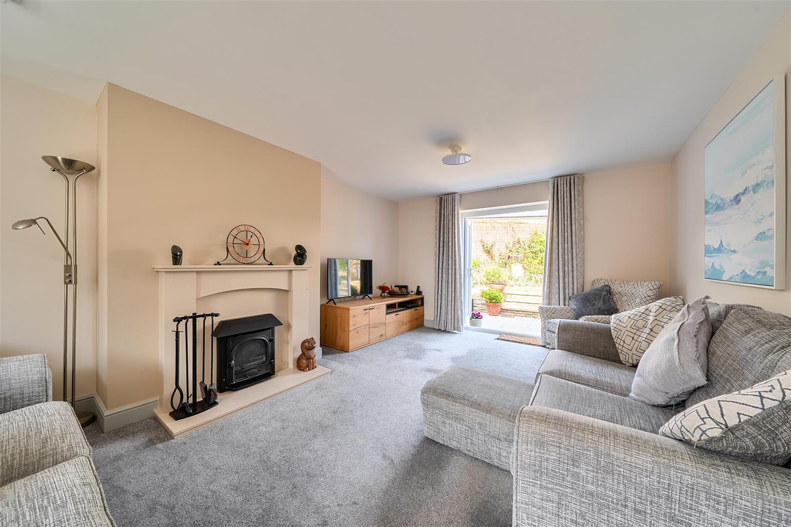 Property Image 0e26d3f0-caa7-438b-91b6-51f1aeeac3e7