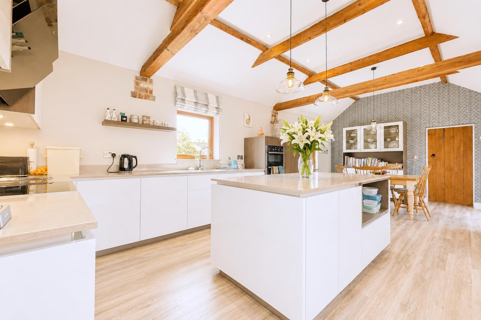 Property Image 0e36a81c-f6f4-4ab0-a36f-ecb990158807