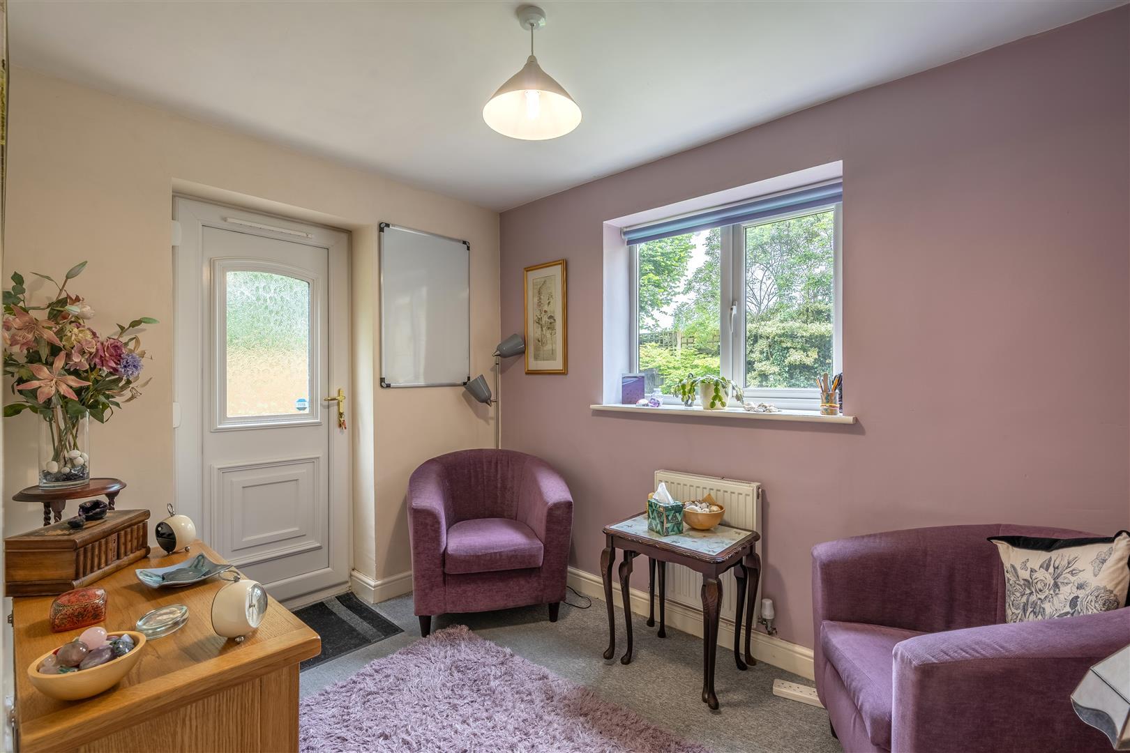 Property Image 0e3bbe84-302f-45e1-a221-a8975df98fe3