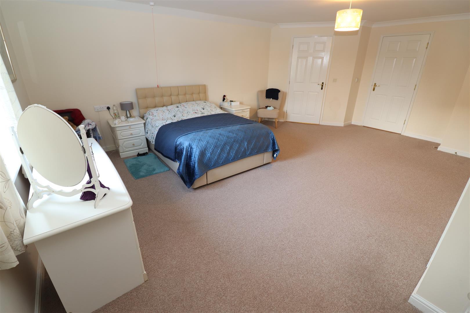 Property Image 0e4bc8cb-aad3-4f3e-85f3-4725cee37e53