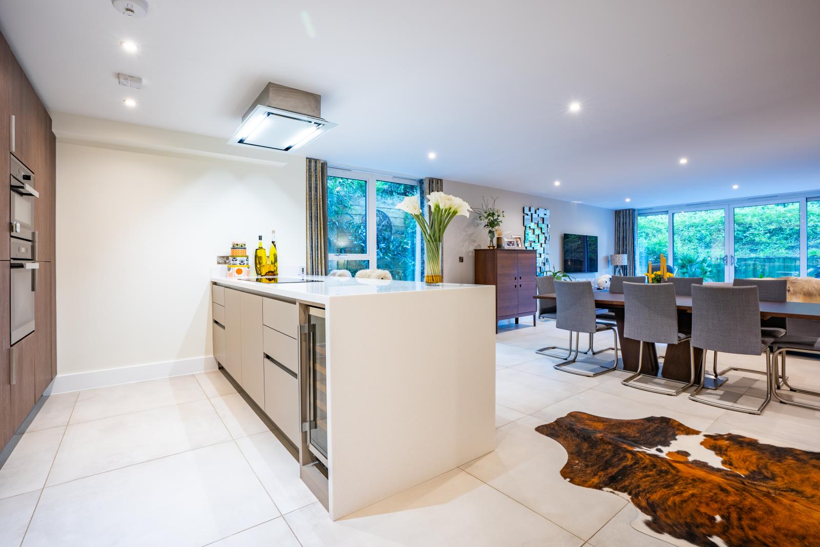 Property Image 0e611ca8-abdd-4e8e-9915-28b31d3a9e2a