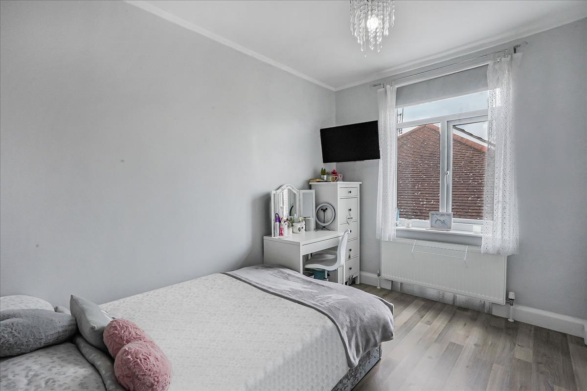 Property Image 0e8a03e0-6ea1-4951-909a-4affa28272f3
