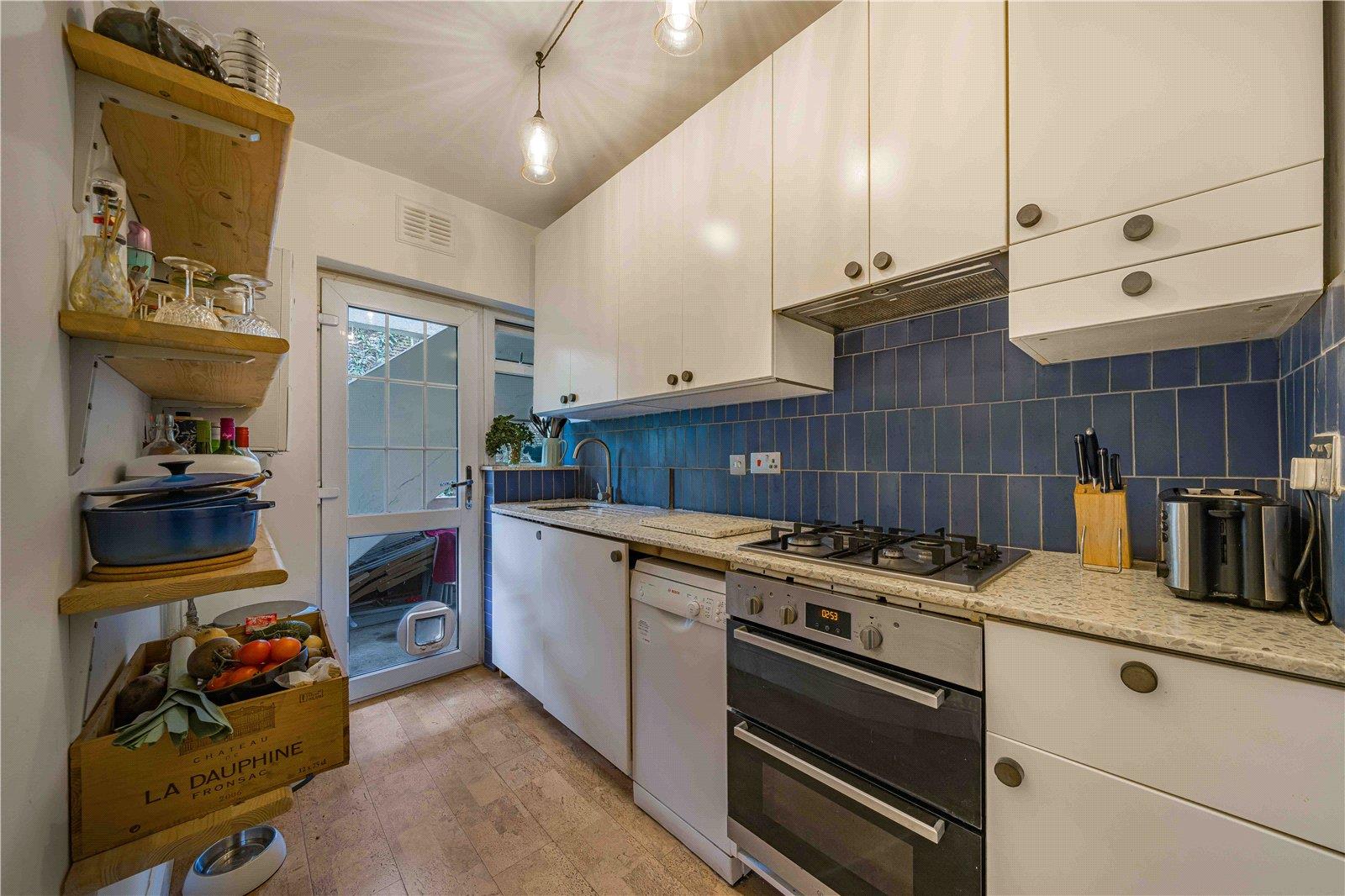 Property Image 0e9b8646-0e91-4773-a806-bce009cebff3