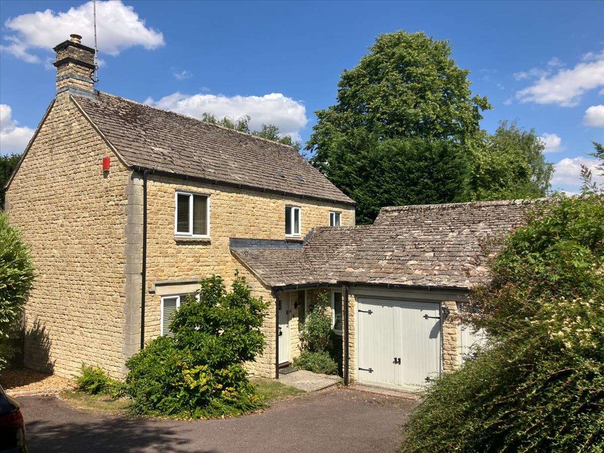 Property Image 0ea0ed7d-0006-49d6-98b1-686e632bde83
