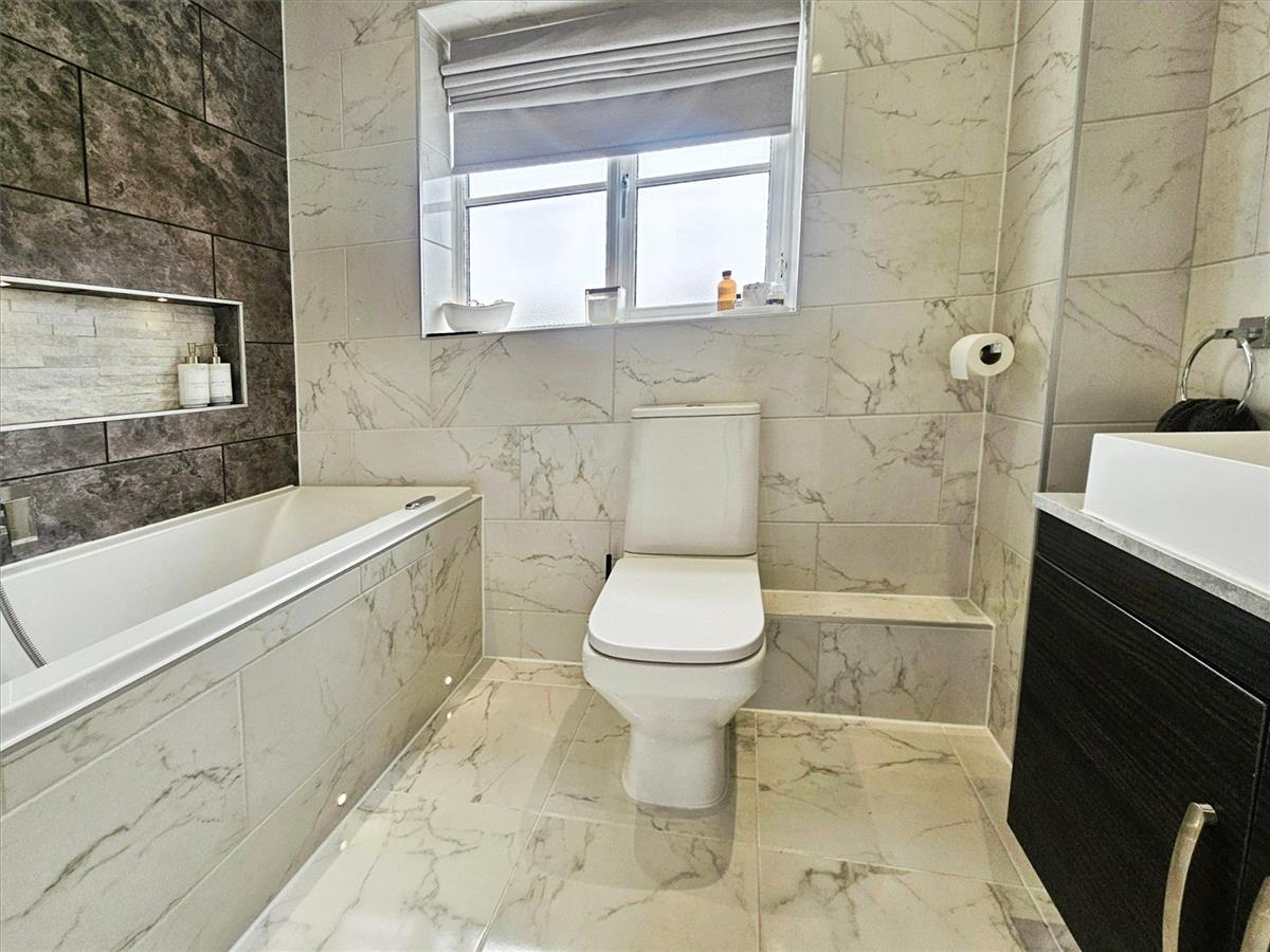 Property Image 0ead02a3-c88b-41c5-9281-e76c40a73841