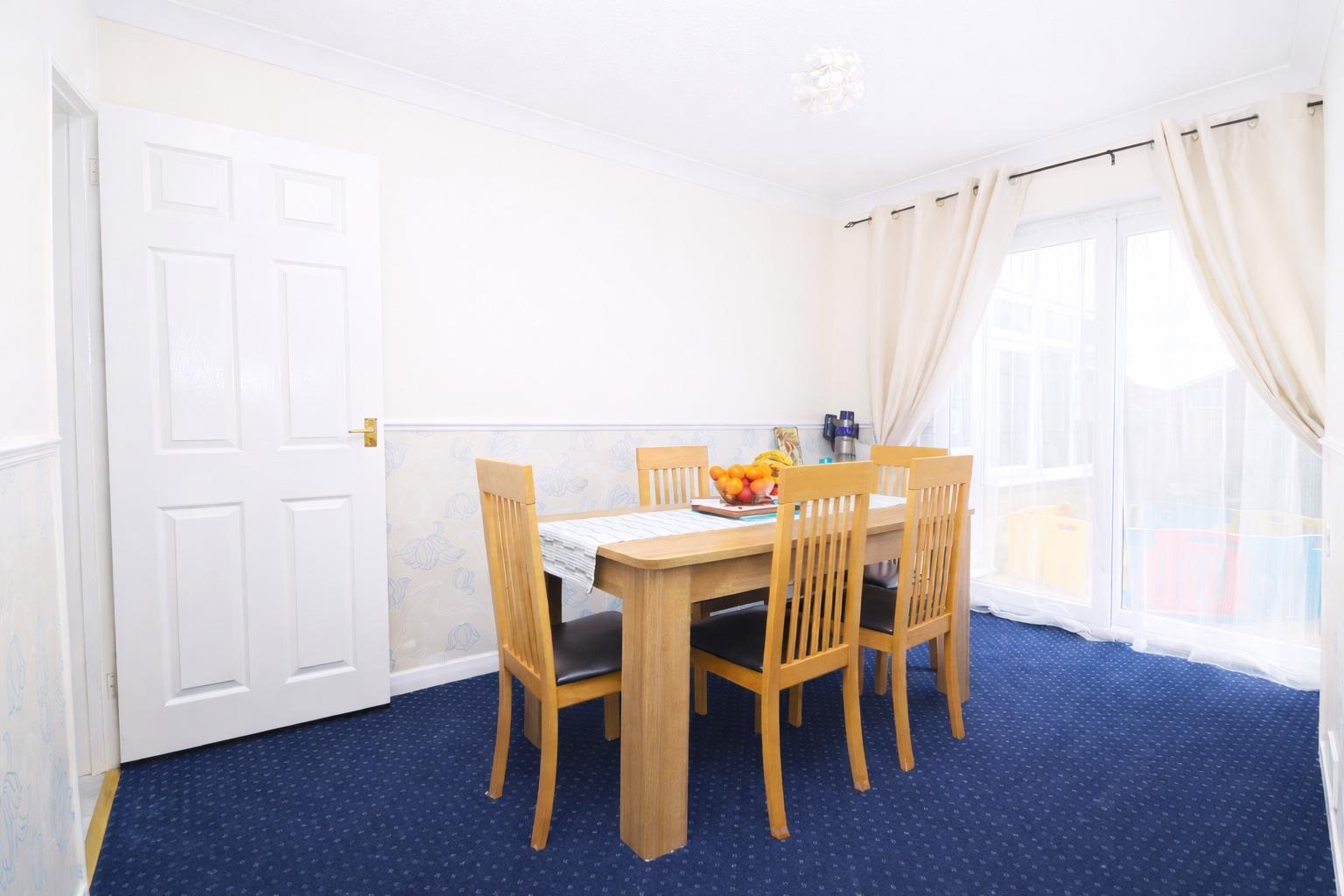 Property Image 0eb18ed1-5218-4148-95c5-83a224a82e93