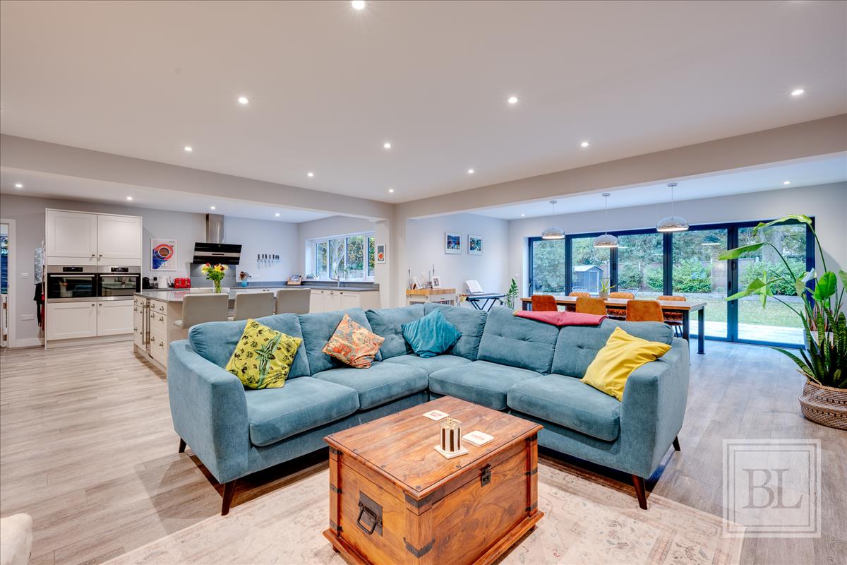 Property Image 0ed56a19-d7fe-4a8c-9e4c-97b6b02157ee