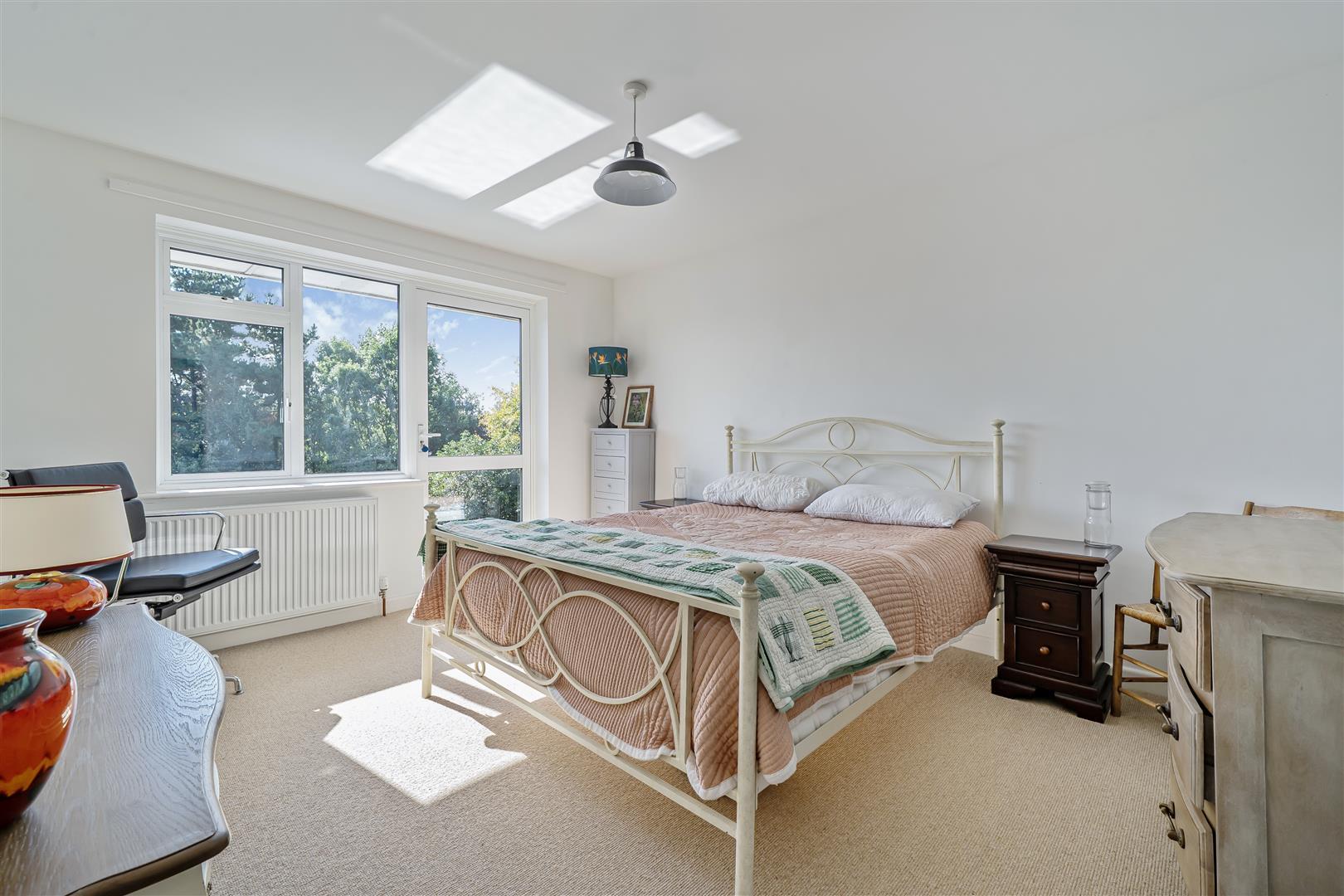 Property Image 0edf502c-28f0-4c45-852e-0144da98a39c