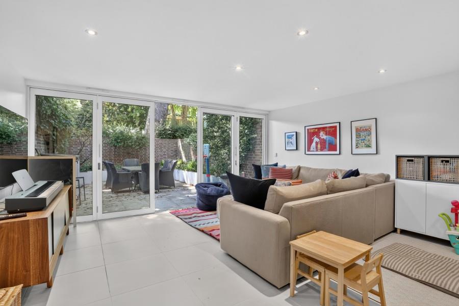 Property Image 0ee6a87c-f60f-4246-b764-3cc676828fdb