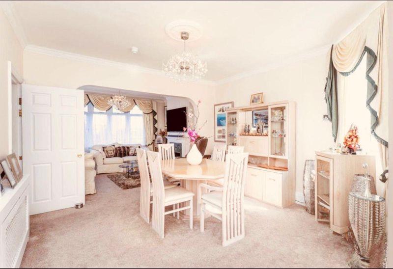 Property Image 0ef92898-3b4a-428e-9061-882abcd1bdb6
