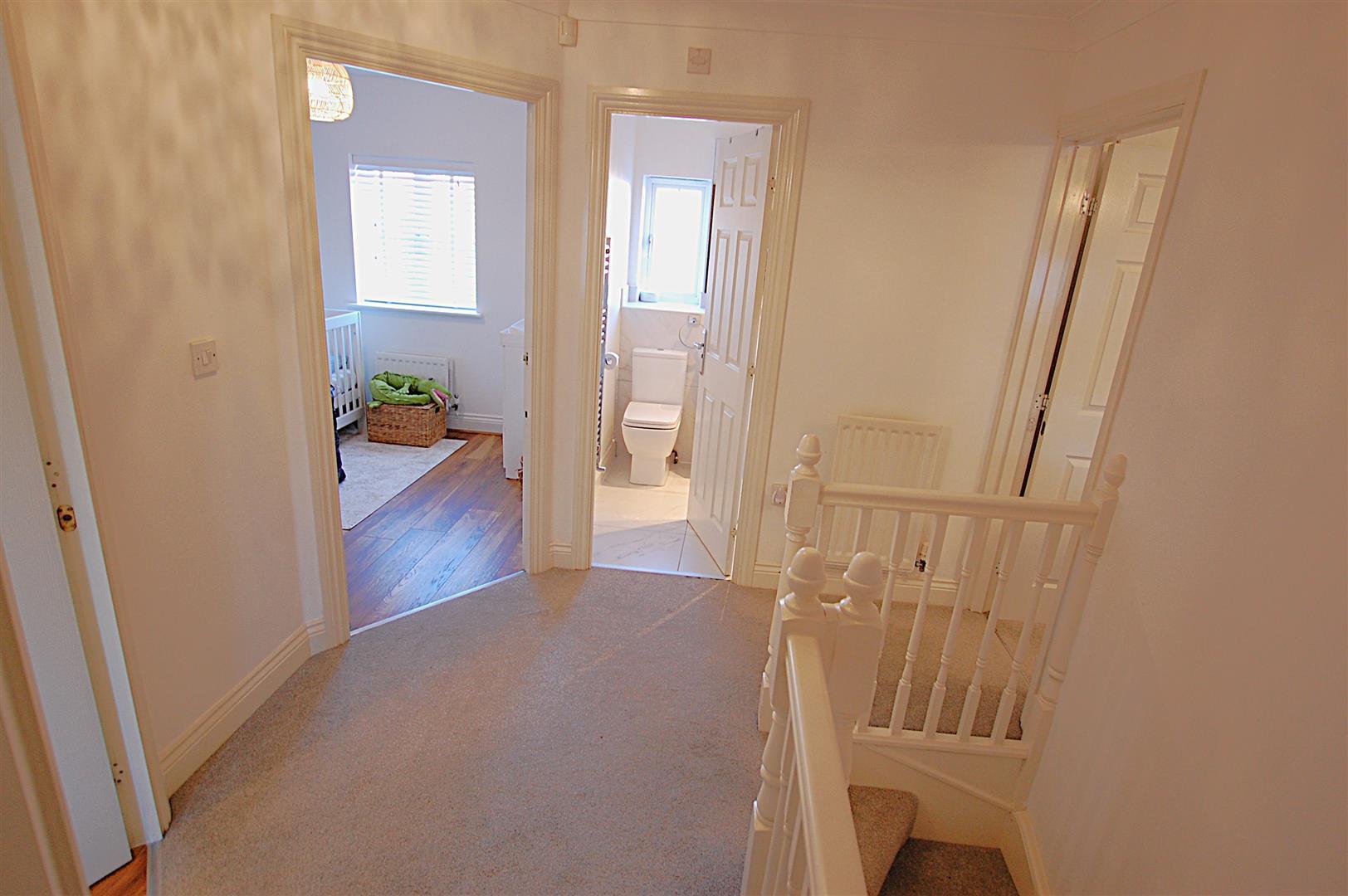 Property Image 0ef93590-e964-470a-81dc-85bb3e6c0083