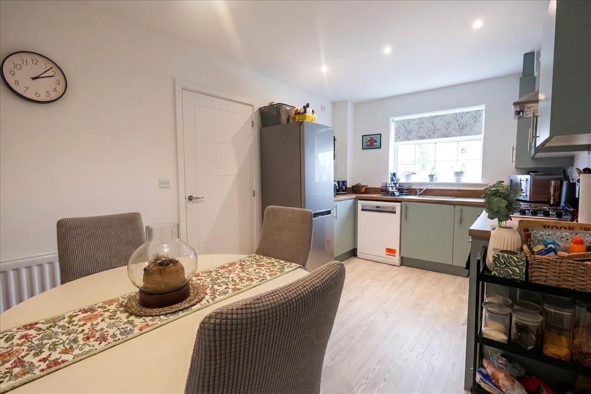 Property Image 0efb093c-52d1-4764-a988-0cdcfba0f5d8