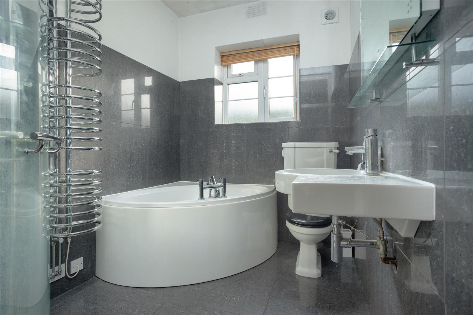 Property Image 0f0297ef-b794-4ee8-baeb-08274f022639