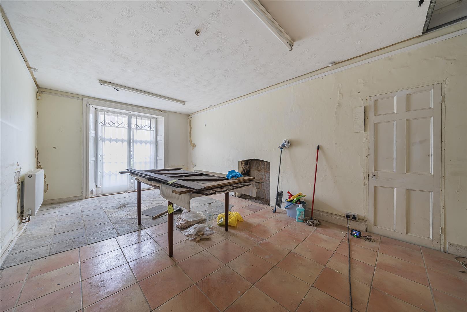Property Image 0f0835cd-64c8-479b-b208-1bae767da58e