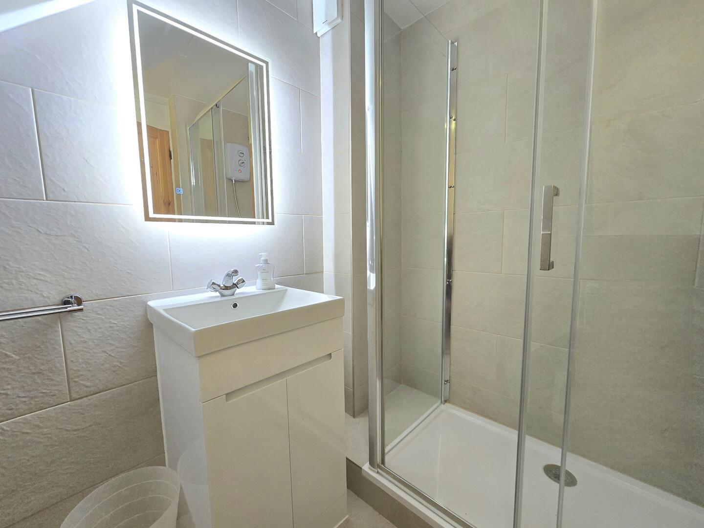 Property Image 0f163ec9-e8e4-40f4-a290-49a48afa2923