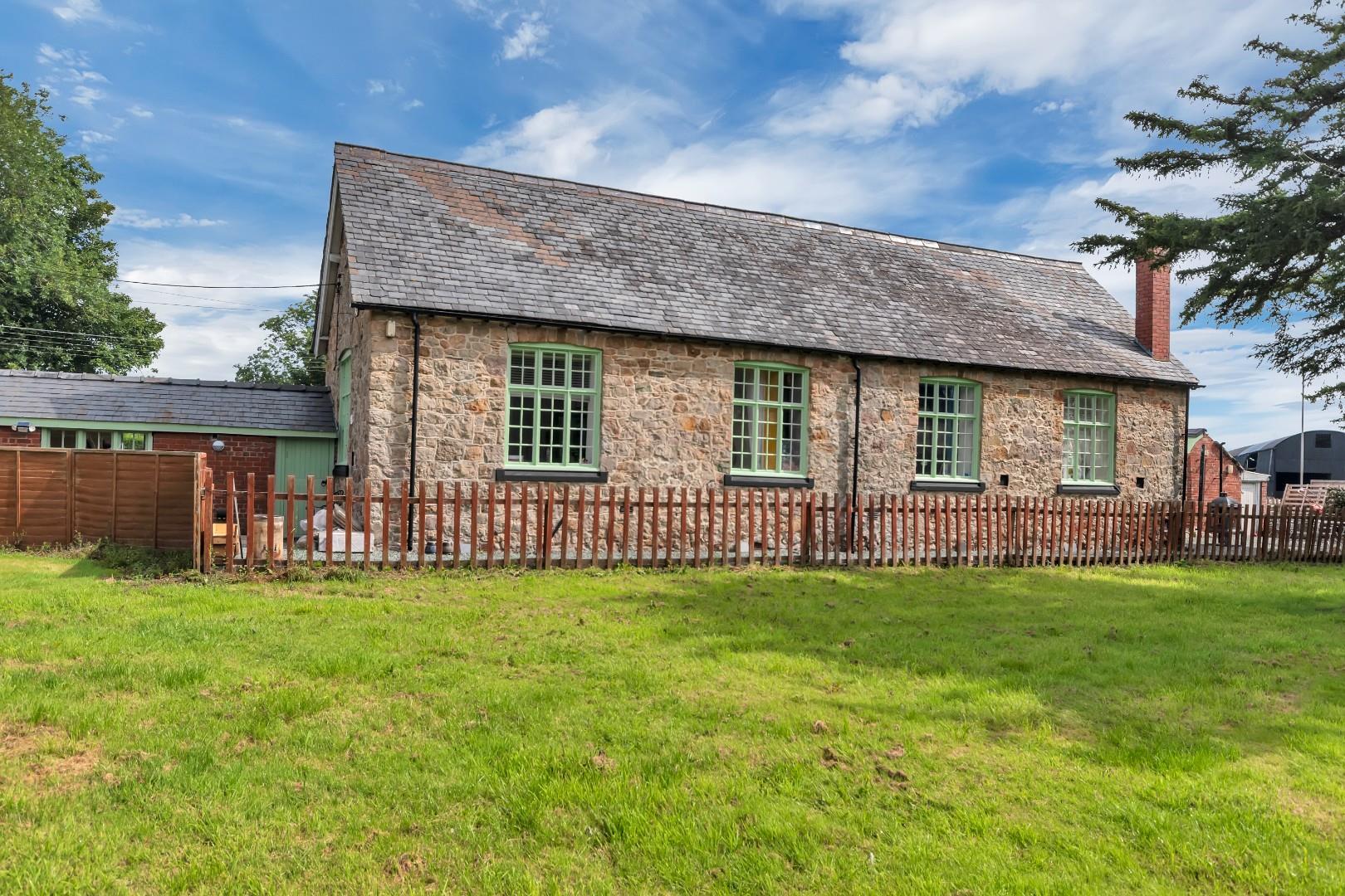 Property Image 0f1d9036-9946-4da3-b39e-8a24b2d765c5