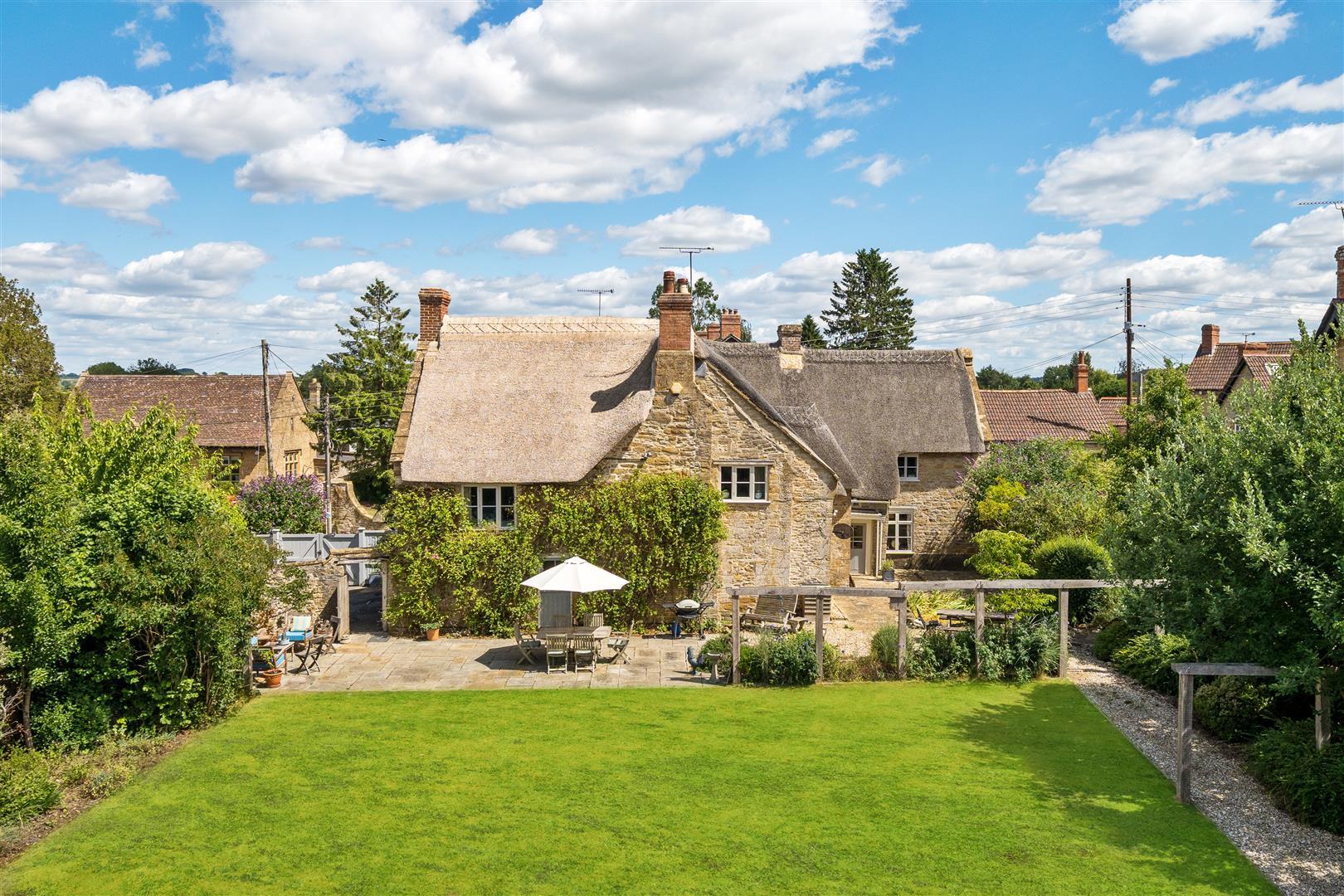 Property Image 0f209145-7dd8-4e08-a140-a9697f169ffd
