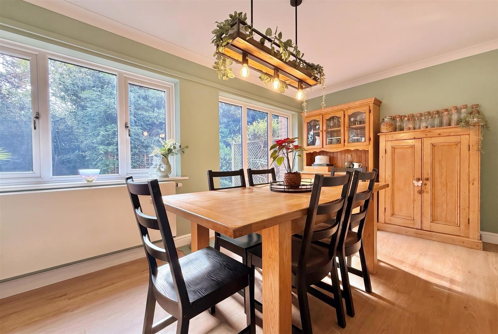 Property Image 0f261bff-d501-44d2-ad9c-7ac8211c3e04
