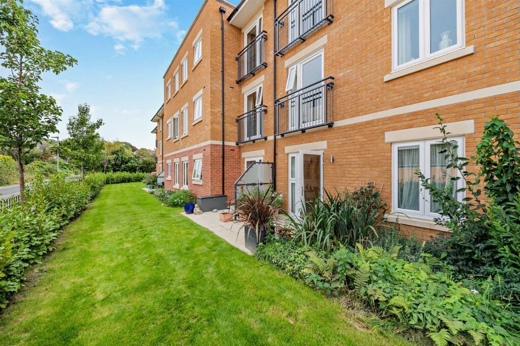 Property Image 0f2b6a47-7dcd-4df1-8a92-8c6a3f152dfe