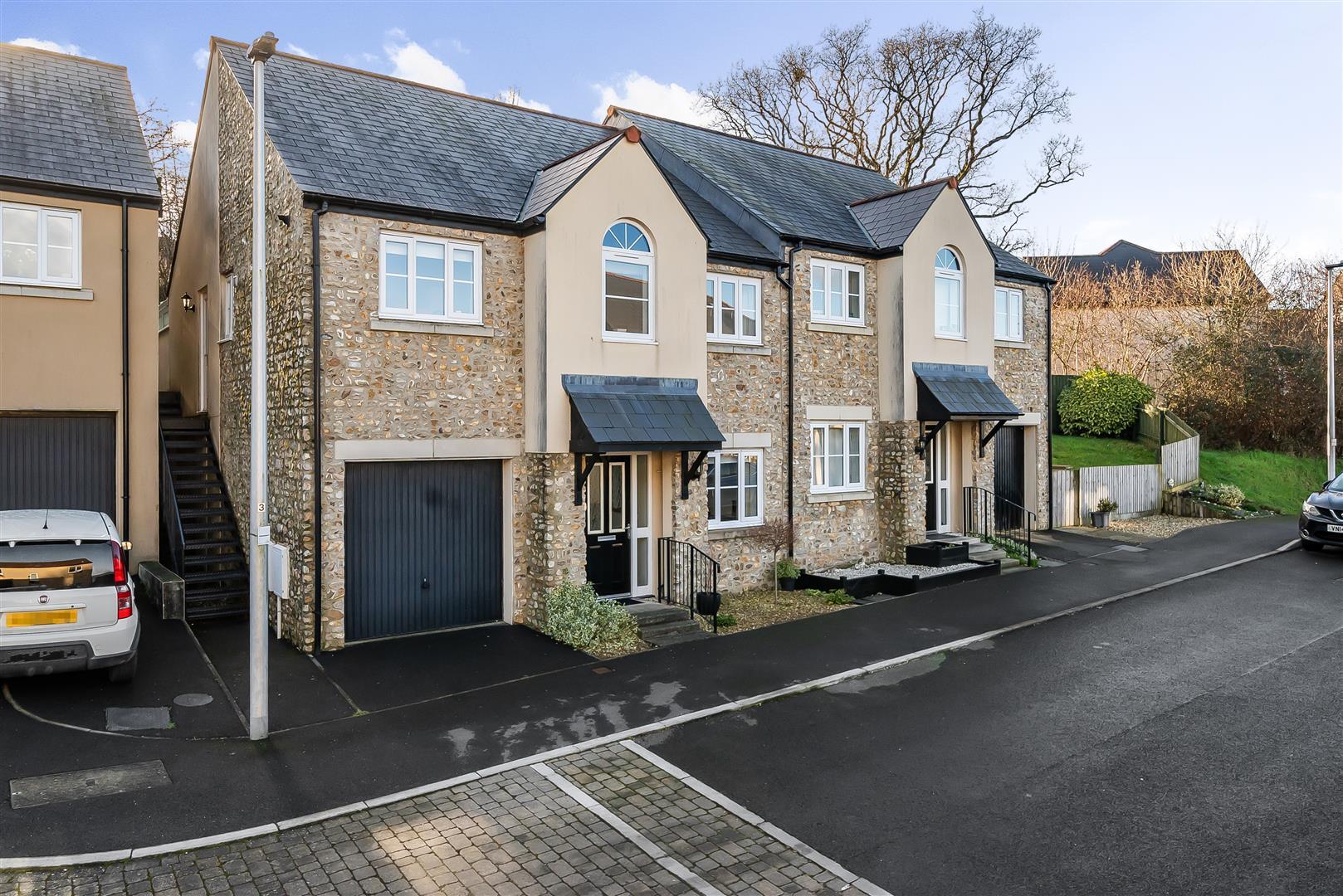 Property Image 0f3462aa-5f6e-4358-b7c2-b06422ed689b