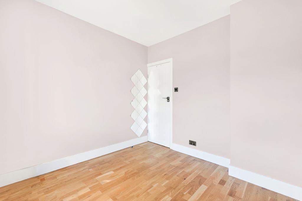 Property Image 0f34f61c-4c33-4f8d-b16b-9dd9f75e7a35