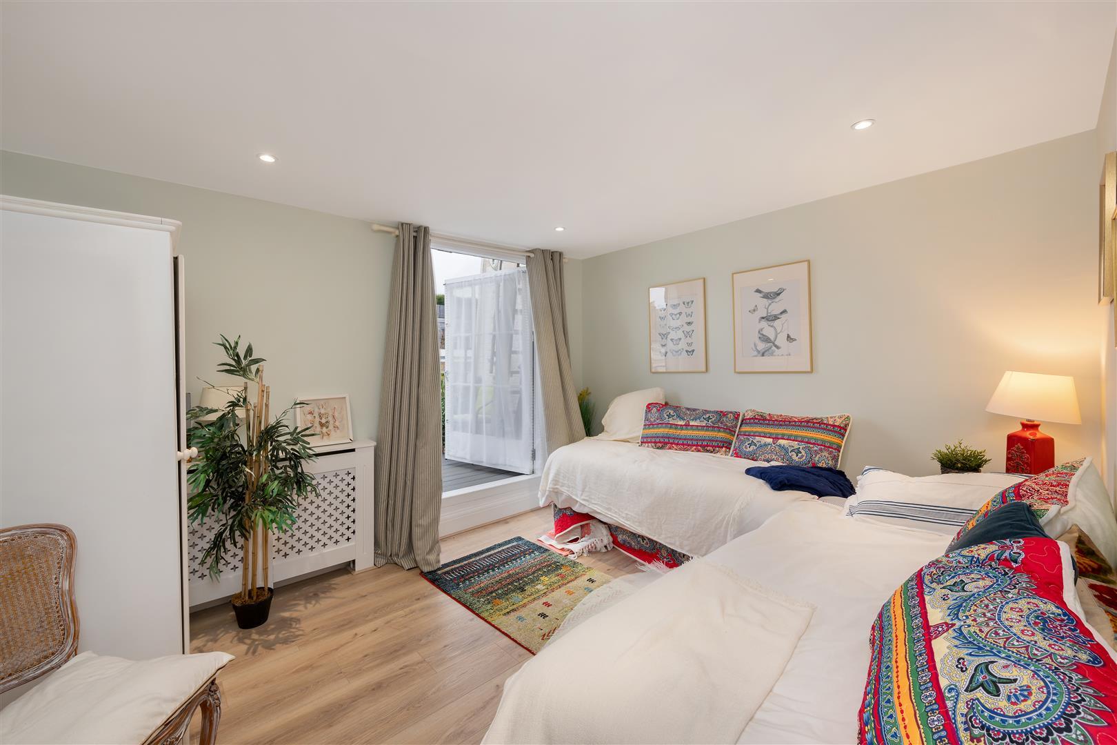 Property Image 0f37b71f-ffa3-4d08-9839-978f9a45960b