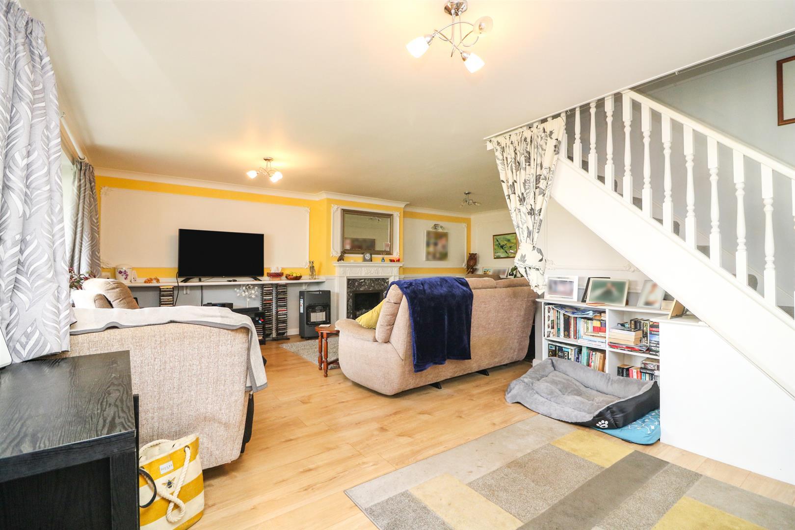 Property Image 0f38c811-caee-4be2-8b03-e8b088e31ec5
