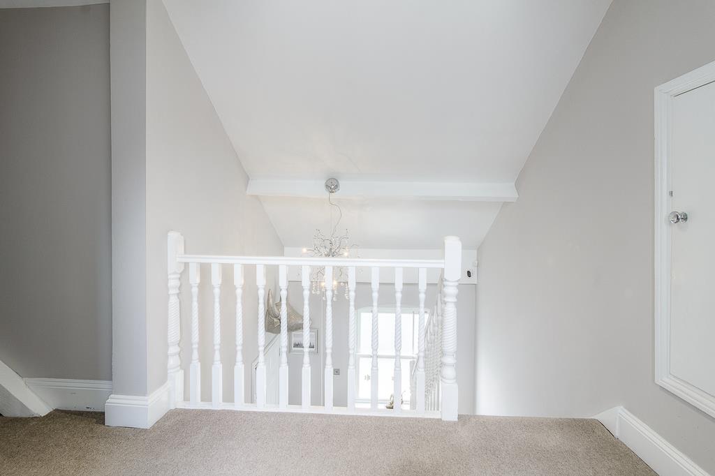 Property Image 0f55721e-2025-490c-b0cf-f3c710bd2cc1