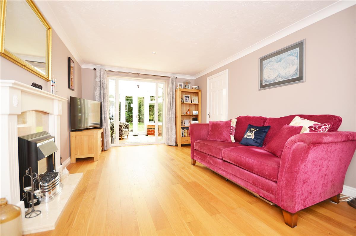 Property Image 0f5a006b-8016-4aae-b11e-efd5f1711fed