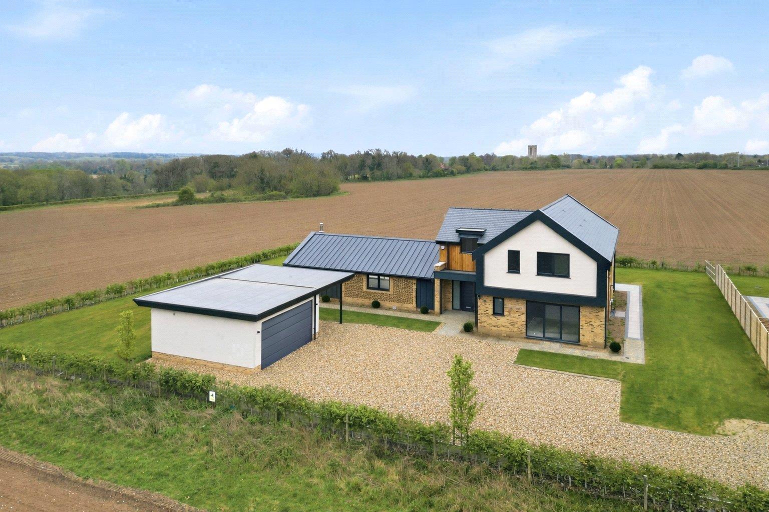 Property Image 0f5cd5e3-c36c-4c40-8cf4-f2a11e3d765a