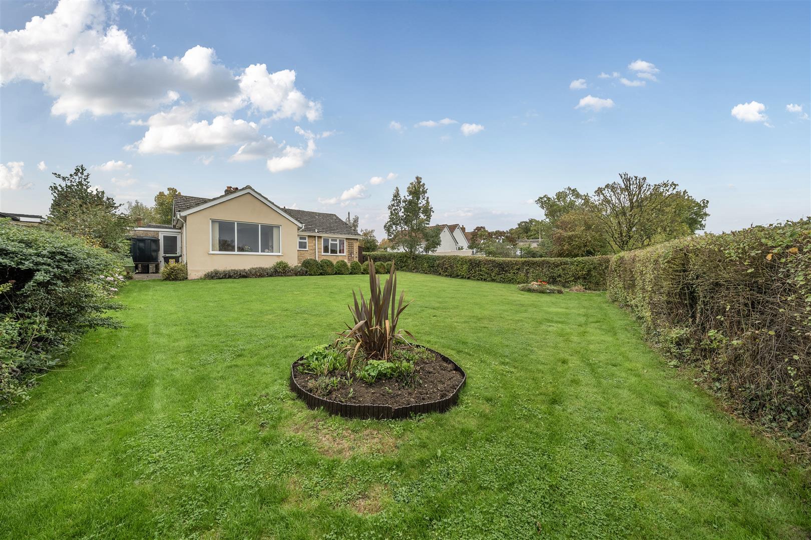 Property Image 0f62b808-b198-4322-ac76-b99040516293