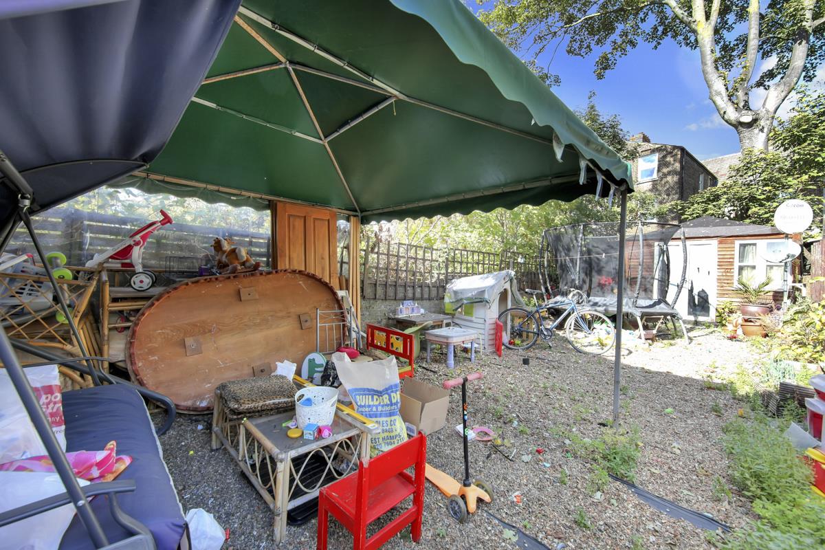 Property Image 0f637b72-4128-4e30-9cf0-bc92eedf0d84