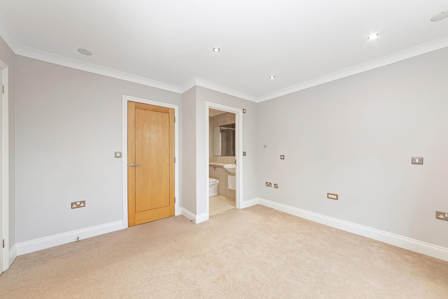 Property Image 0f660f66-4c3e-4ced-9fe1-6dd6eaf8dae9