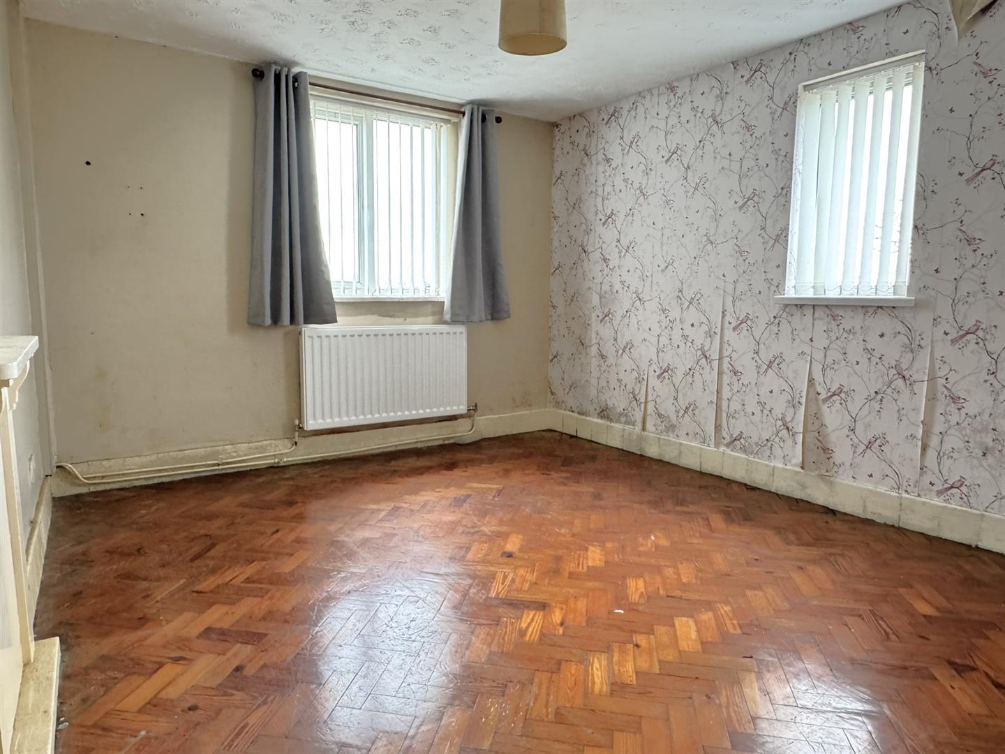 Property Image 0f67485e-4481-4319-a3cc-a111184e0c51