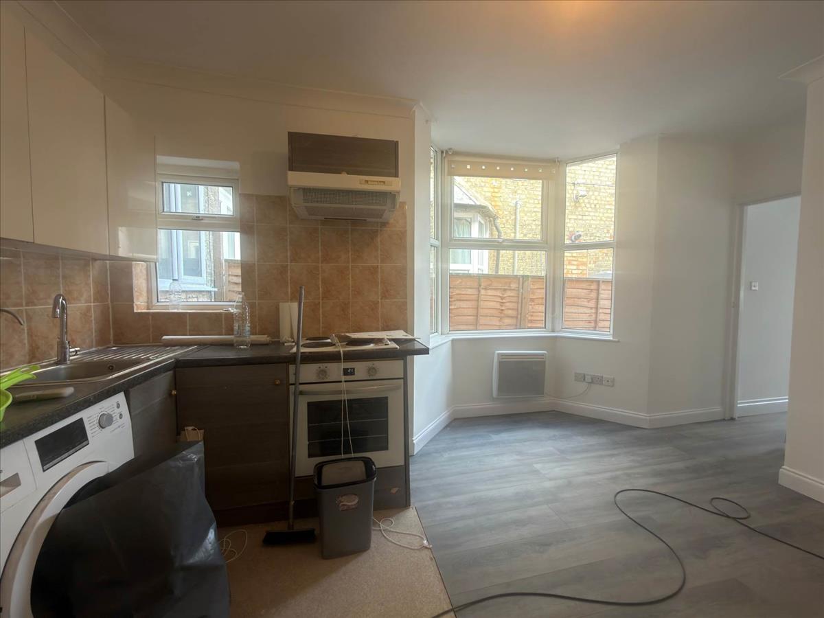 Property Image 0f6c1267-9525-483d-8e04-0bb63b03f709