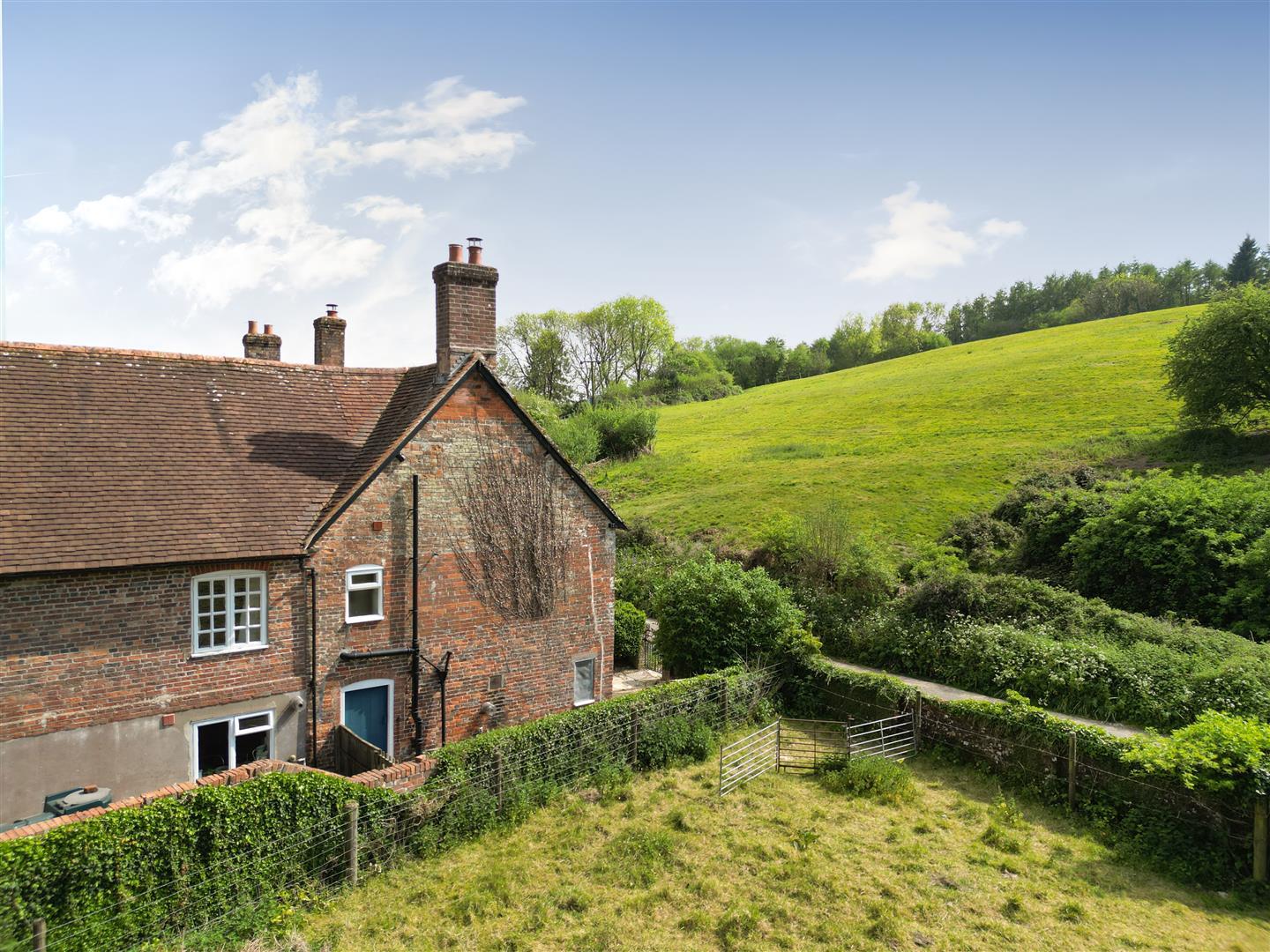 Property Image 0f74b947-f55a-4a5f-97d5-24baa18ea50f