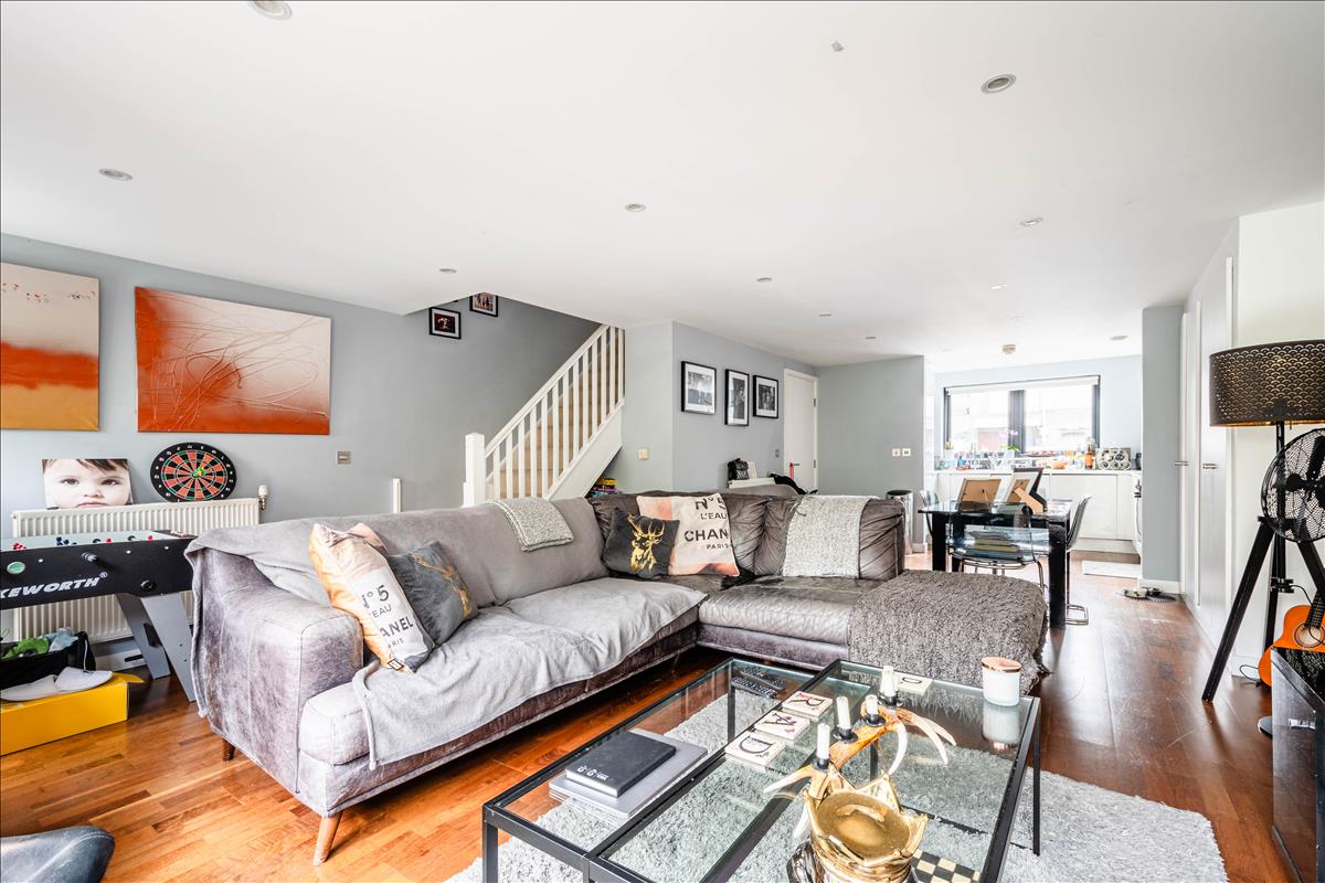 Property Image 0f778c9c-3958-41e1-997e-8e9b73d01fa8