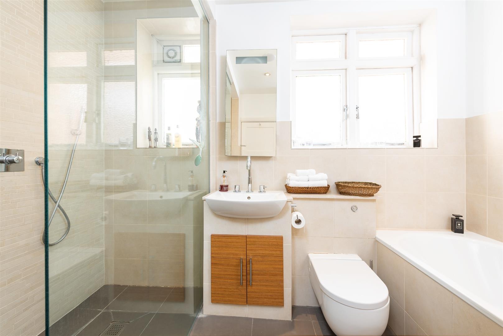 Property Image 0f78b700-492e-4437-bcec-09d035829adc