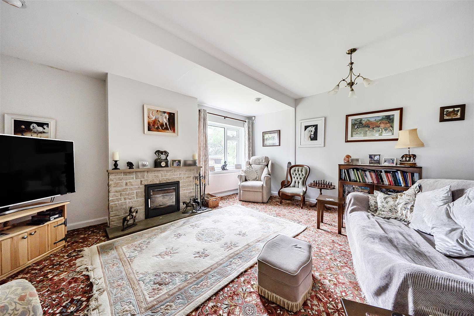 Property Image 0f7b3796-c6ff-4085-a5ea-39ab9a02fa47