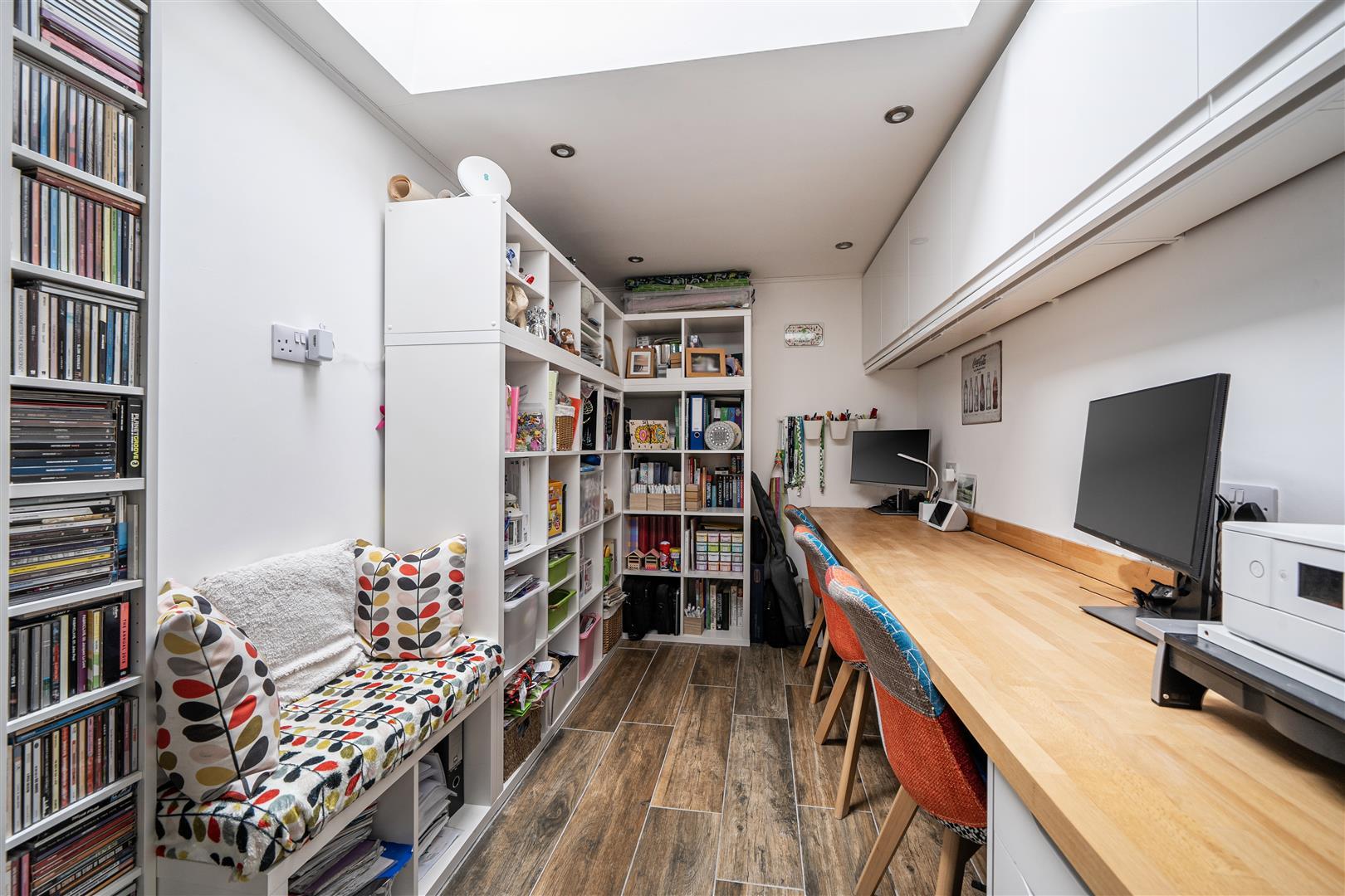 Property Image 0f7ff902-a6e3-47e7-bb37-e11169fc2b25