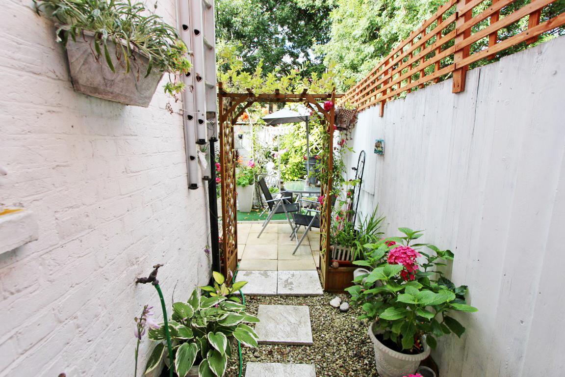 Property Image 0f81c09d-c2de-4c92-aac2-c61da1920a6f