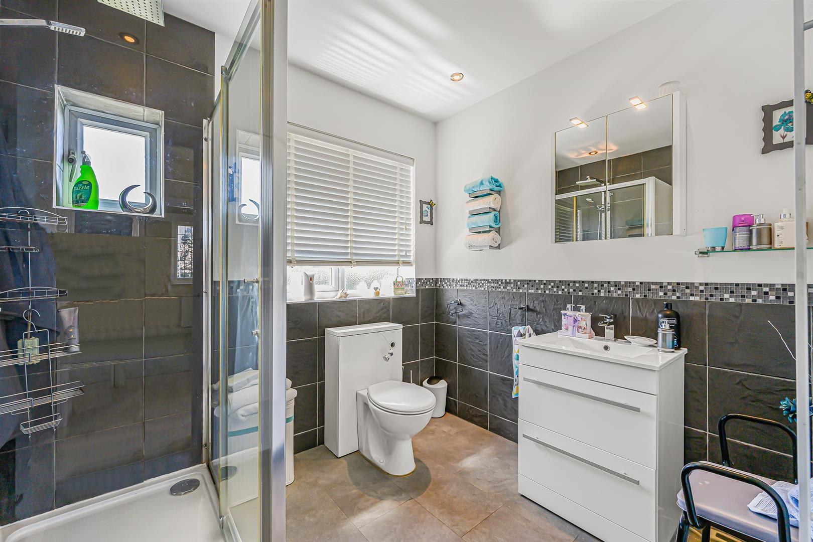 Property Image 0f8ccce8-4ac2-4245-a906-f93c4c9849c2