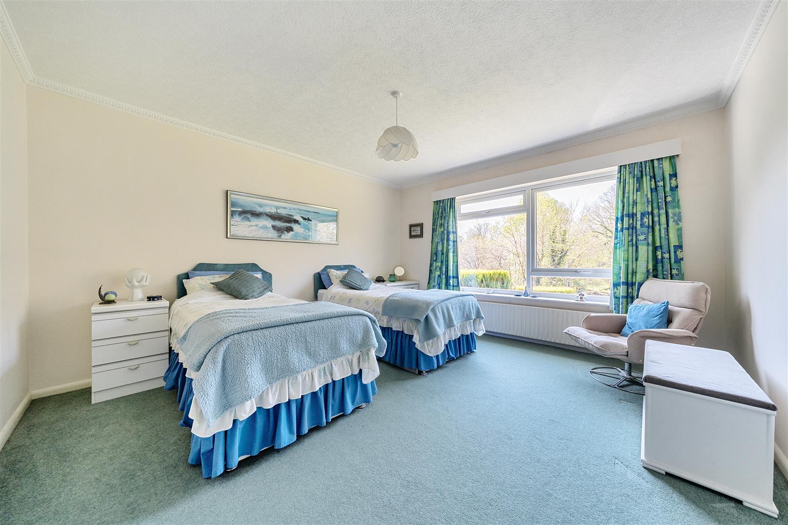 Property Image 0f8d7a2a-4369-47c0-92f0-1bf72b05605c
