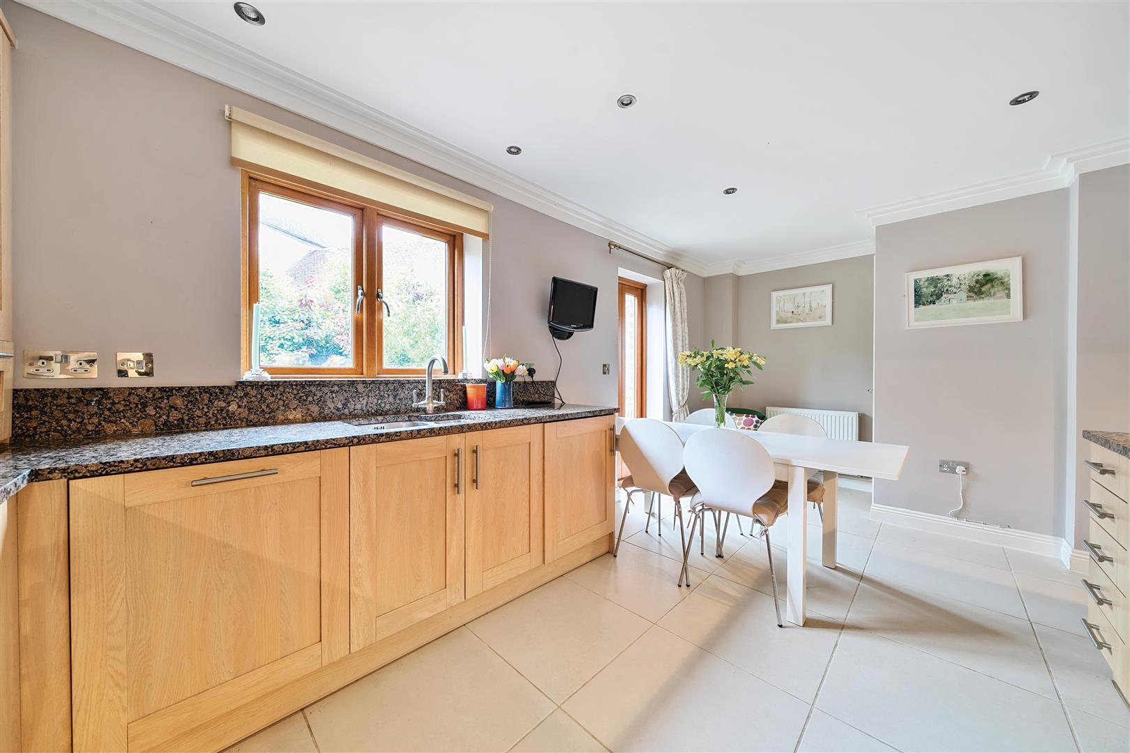 Property Image 0f97a665-e322-41a9-99ae-91a9d4c193e8
