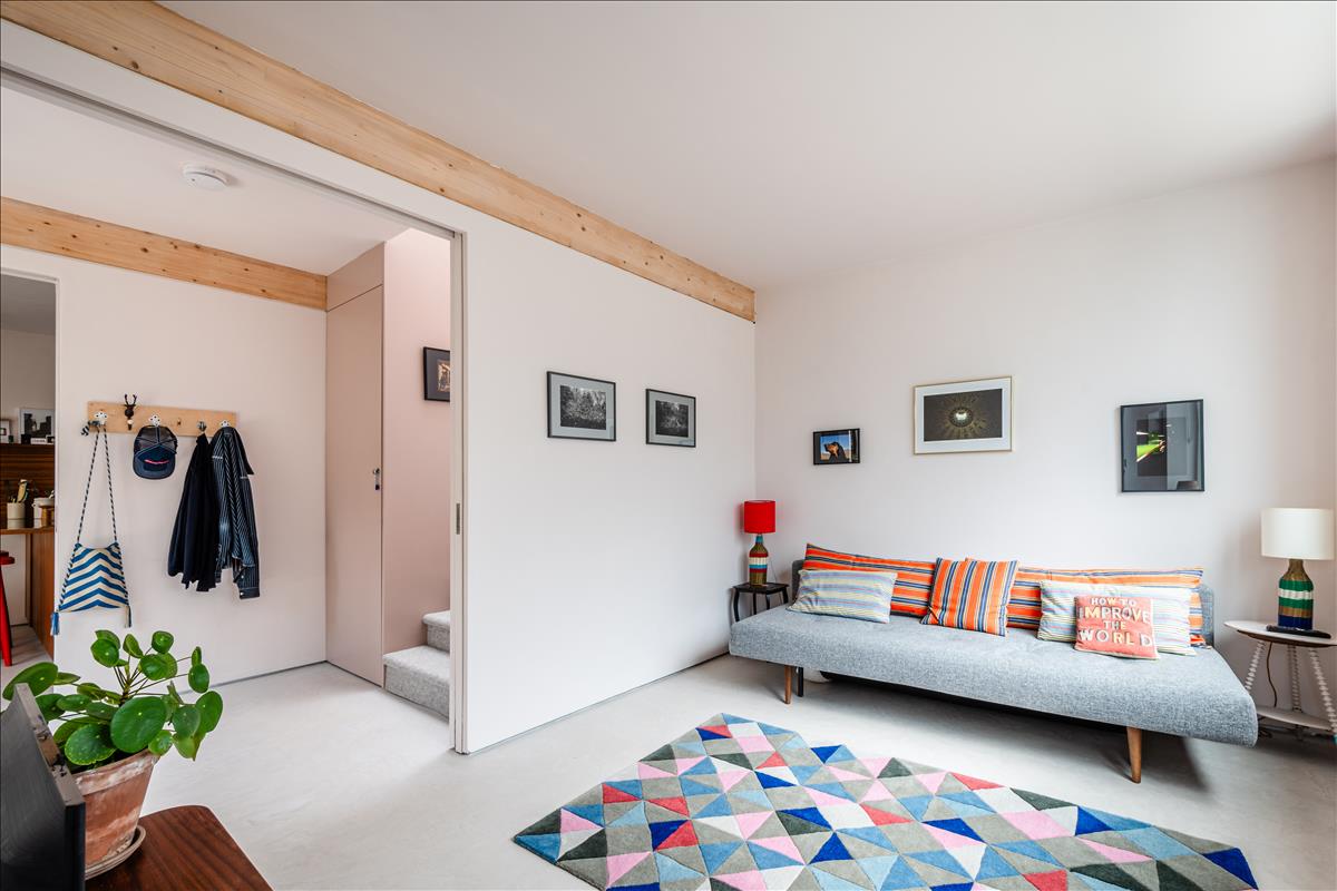 Three bedroom freehold modern house for sale in London Fields, Hackney, London, E8