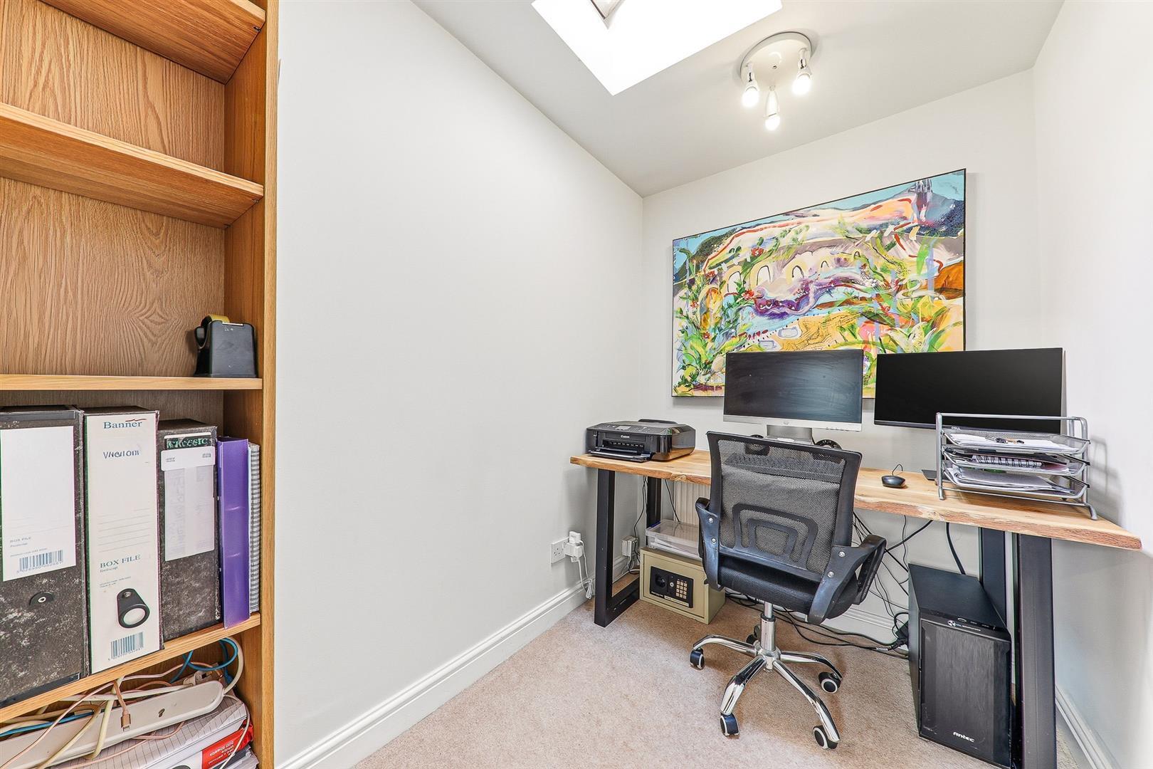 Property Image 0f9e537c-81be-4866-bda0-1bd88ea48548