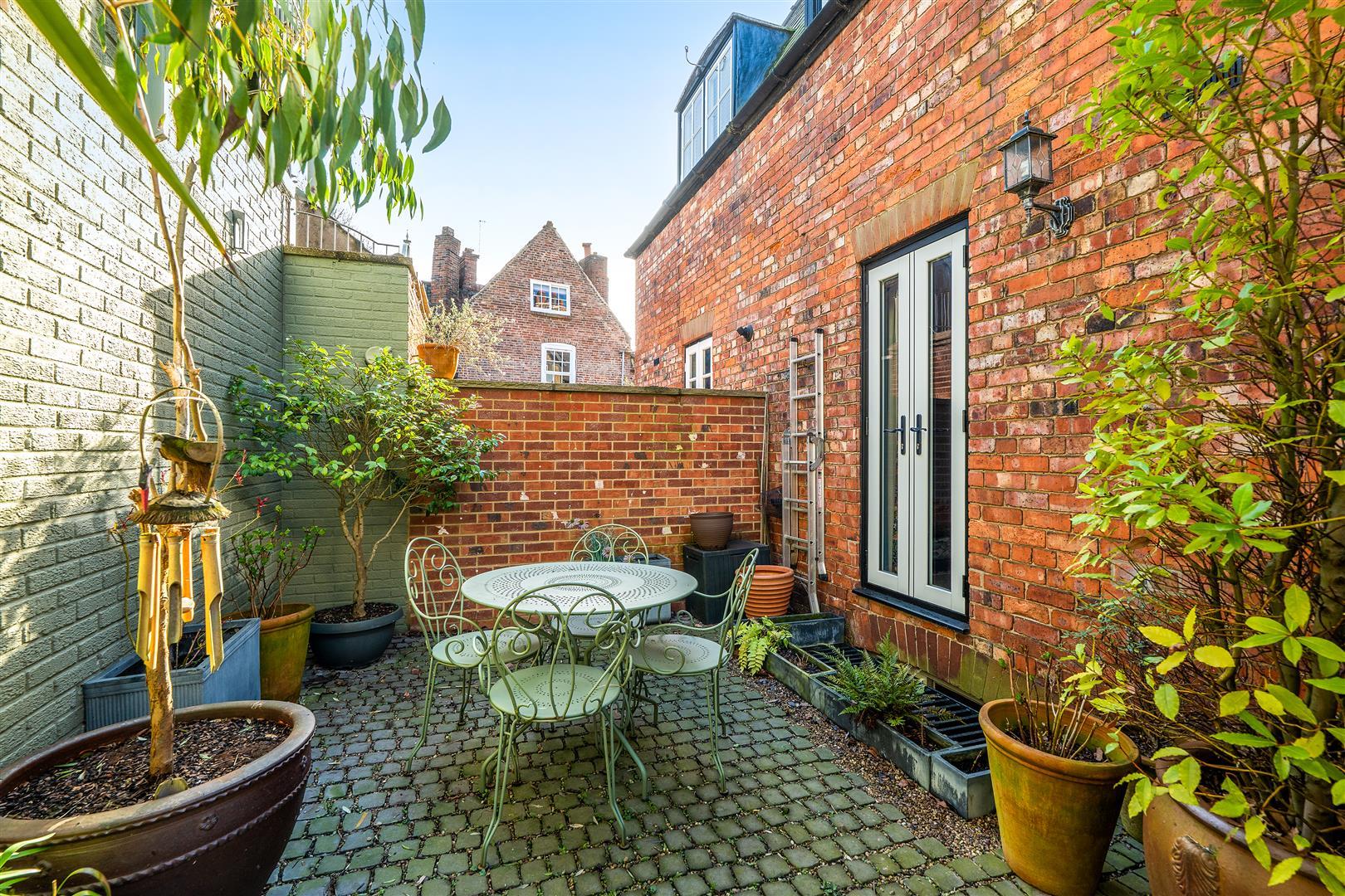 Property Image 0fa3cd36-3c56-4f46-9824-175ab0d43d6e